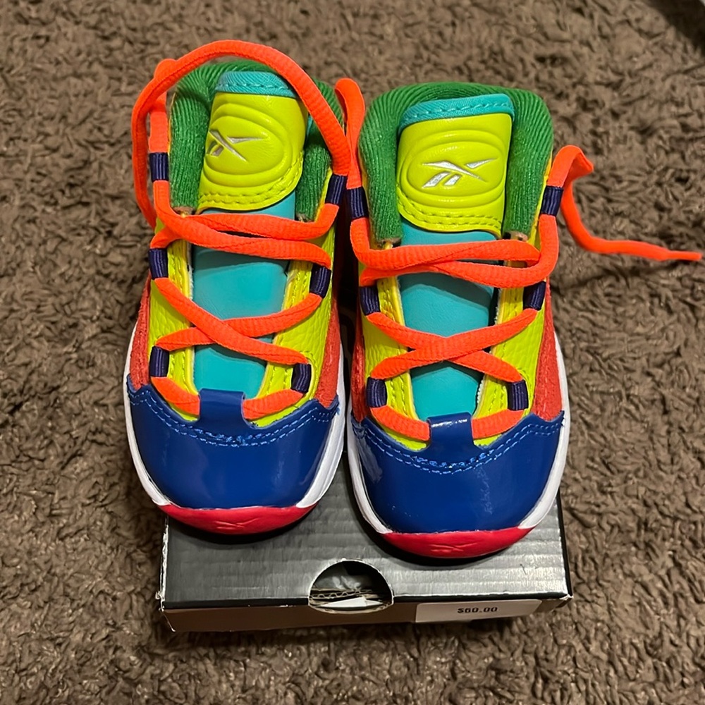 Baby shoes